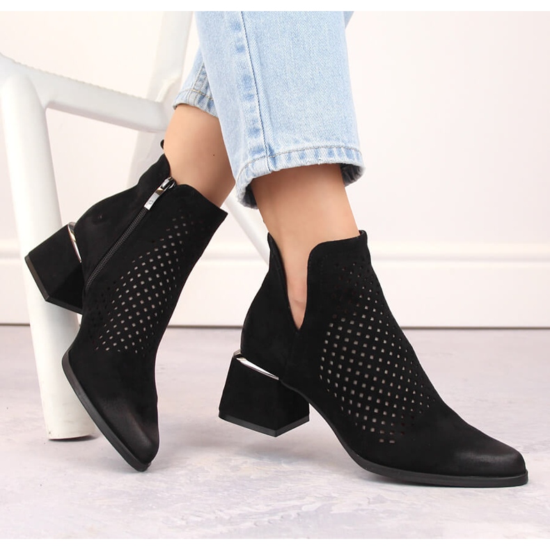 Botas femininas de camurça com salto alto perfurado, pretas Potocki SZ12356 preto 1