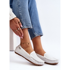 Mocassins femininos perfurados brancos Rasirna 2