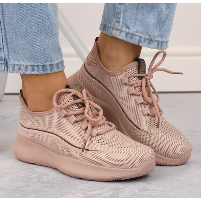 Big Star W INT1961C calçados esportivos nude com aberturas rosa 2 Big Star W INT1961C calçados esportivos nude com aberturas rosa 2