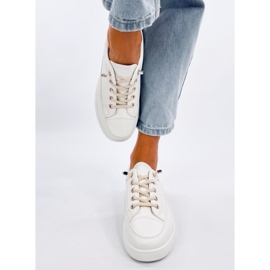 Estoques tênis femininos bege branco 2