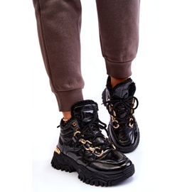 Botas de caminhada de sapatos esportivos isolados femininos com uma corrente dourada preta preto 4