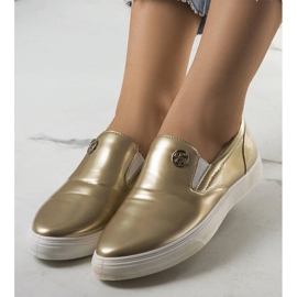 Tênis Taastru Gold Slip On dourado 1