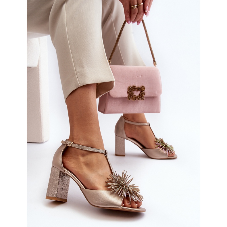 Sandálias de couro de salto alto com decoração Laura Messi 2758 Ouro dourado 2