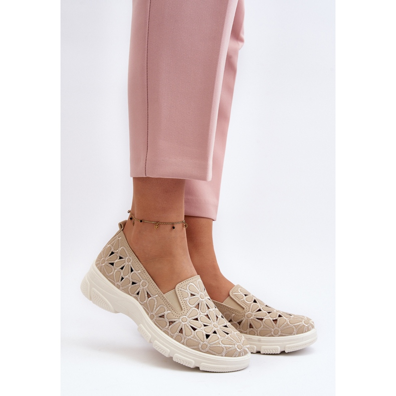 Sapatos abertos femininos bege Emilei 2