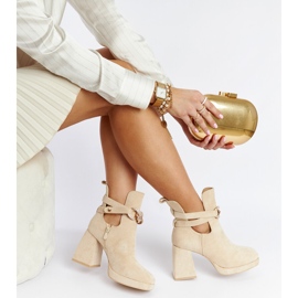 Botins bege decorados com zircônias cúbicas Elm 1