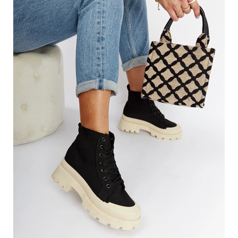 Botins pretos leves Obispo 2