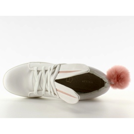 Tênis coelhinhos com orelhas 7117 Branco 2
