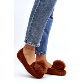 Supomers de pele de camelo feminino com pêlo e pompom castanho 1
