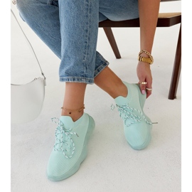 Tênis esportivos Roshni menta verde 1