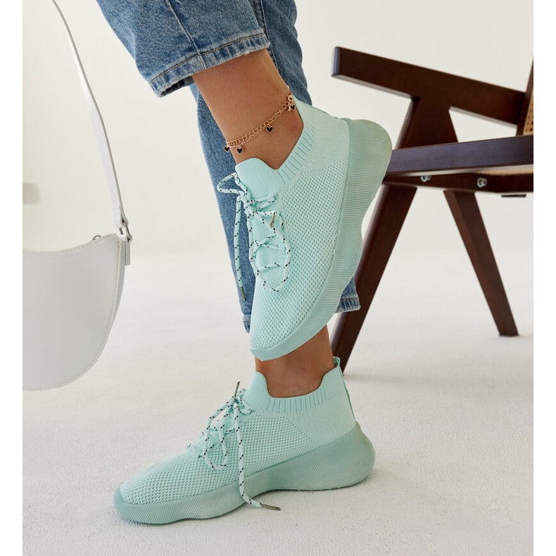Tênis esportivos Roshni menta verde 2