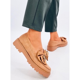 Mocassins Pennsy Camel com ursinho de pelúcia decorativo marrom 2