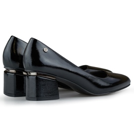 Elegantes sapatos de salto médio pretos envernizados 1
