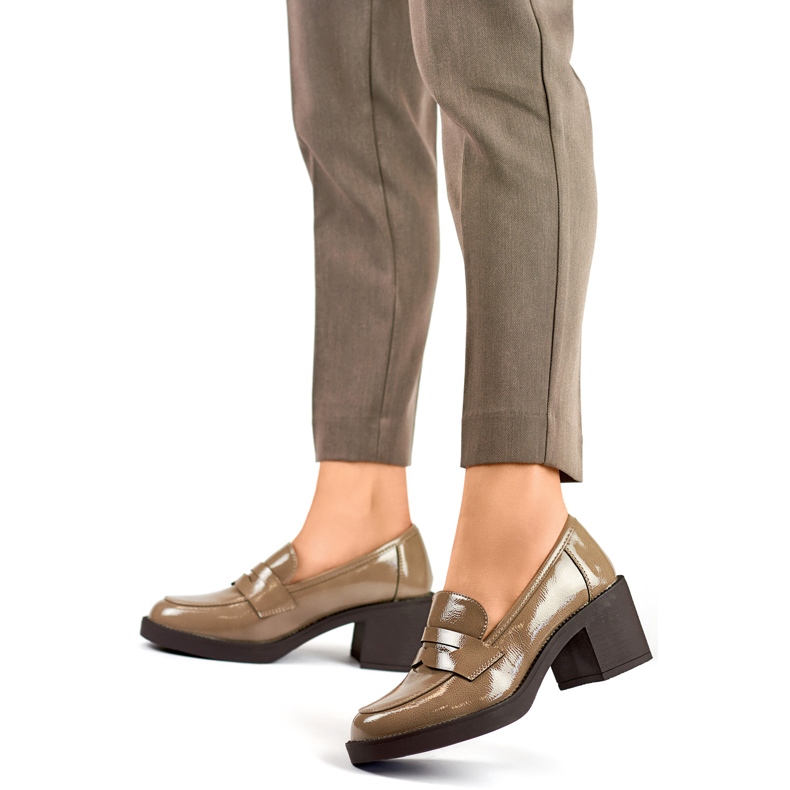 Sapatos femininos de salto baixo envernizados, sapatos de salto baixo castanho 2