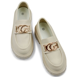 Mocassins bege na plataforma e mocassins femininos bege 1