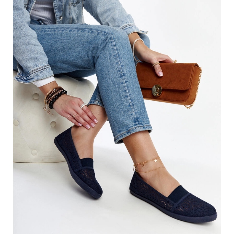 Tênis peônia azul marinho com aberturas 1