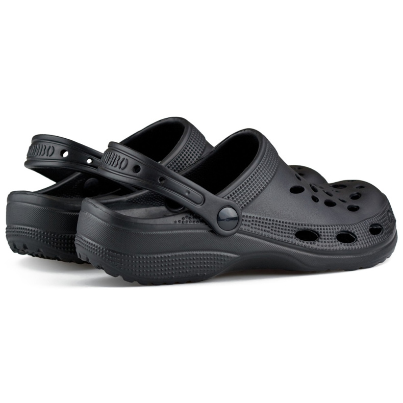 Chinelos Crocs pretos 1
