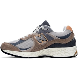 Tênis New Balance M2002REJ marrom 1