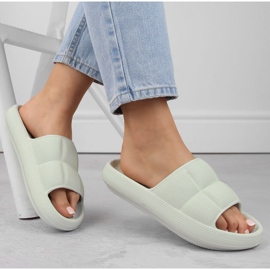 Chinelos femininos verdes claros Vinceza 76052 1