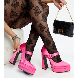 Sapatos de salto alto rosa escuro da Mikea 1