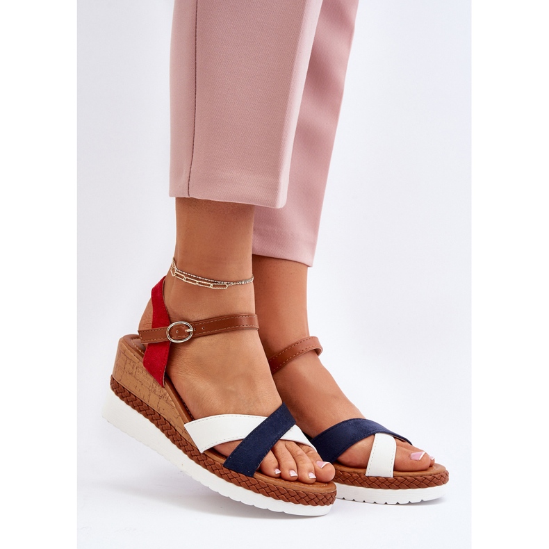 Sandálias Kioda de cunha branca e azul marinho com tiras 2