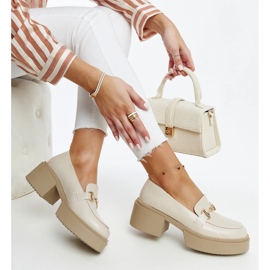 Sapatos de salto alto bege em couro ecológico Vinceza 1