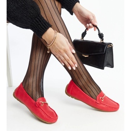 Mocassins vermelhos com fivela decorativa da Adila 1