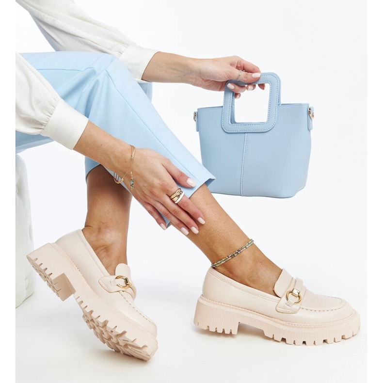 Mocassins bege com fivela Lasima 1