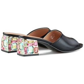 Chinelos femininos negros de salto baixo com cristais preto 1