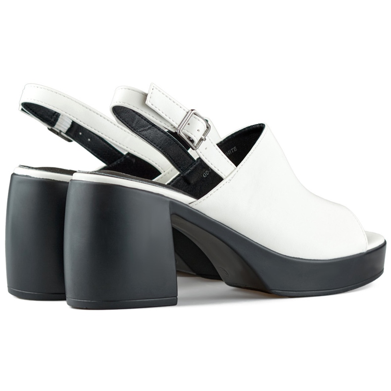 Sandálias femininas brancas com salto preto branco 1