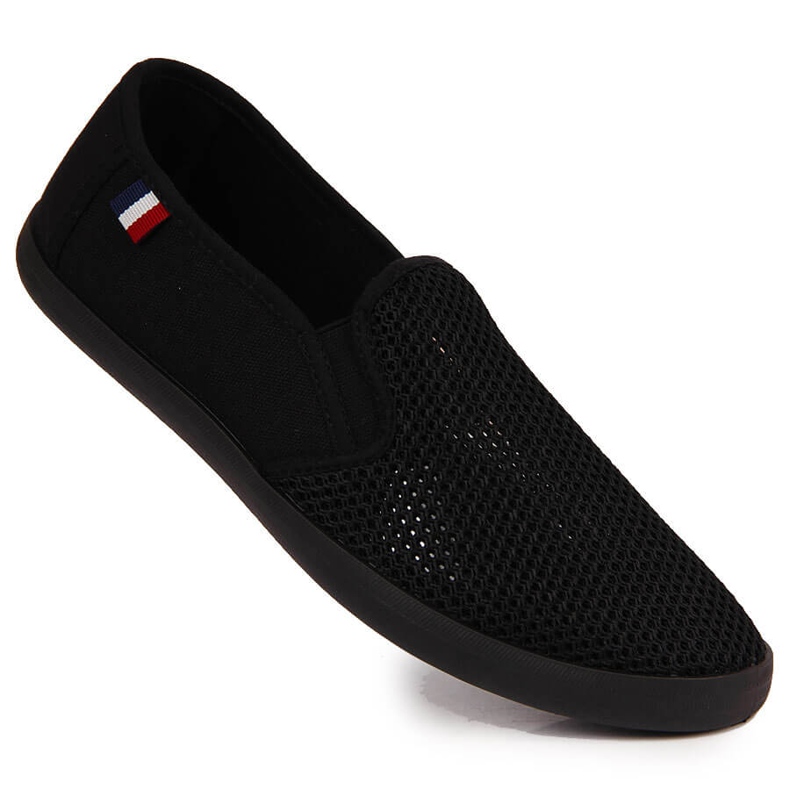 Tênis slip-on preto vazado masculino NEWS 1