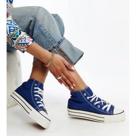 Tênis de cano alto azul com sola grossa da Bagy 1