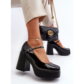 Sapatos femininos de couro envernizado com plataforma e salto alto Big Star NN274004 pretos 2