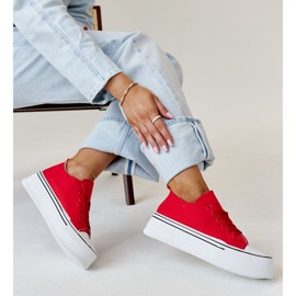 Tênis Bahira vermelho com sola grossa 1 Tênis Bahira vermelho com sola grossa 1