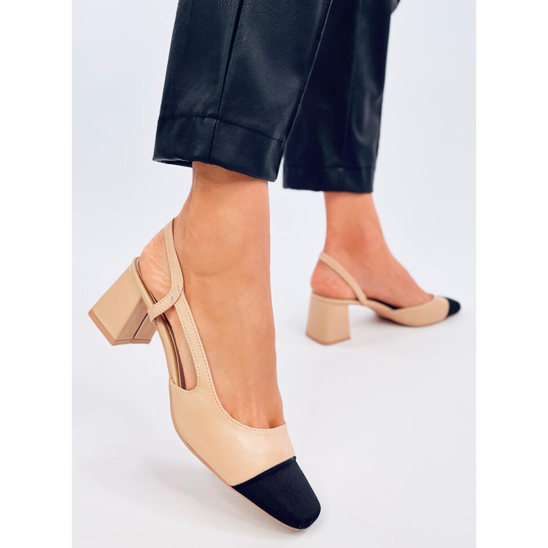 Chanelkikikiki Sandálias bege de salto alto 2