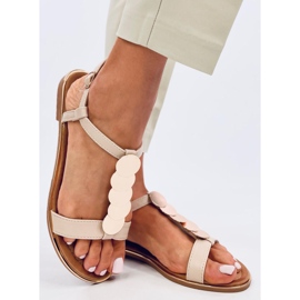 Ennes Sandálias bege com decoração dourada 1