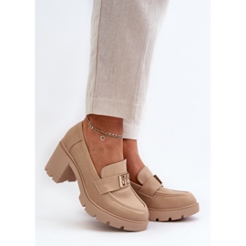 Sapatos femininos Ranunca bege com salto grosso e decoração 2