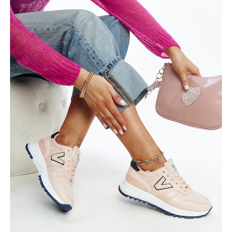 Tênis rosa com sola mais grossa da Olonio 1