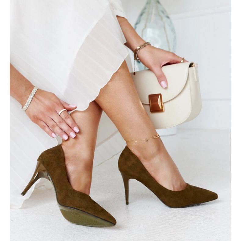 Salto alto verde escuro com aplicação de couro Paume 2 Salto alto verde escuro com aplicação de couro Paume 2