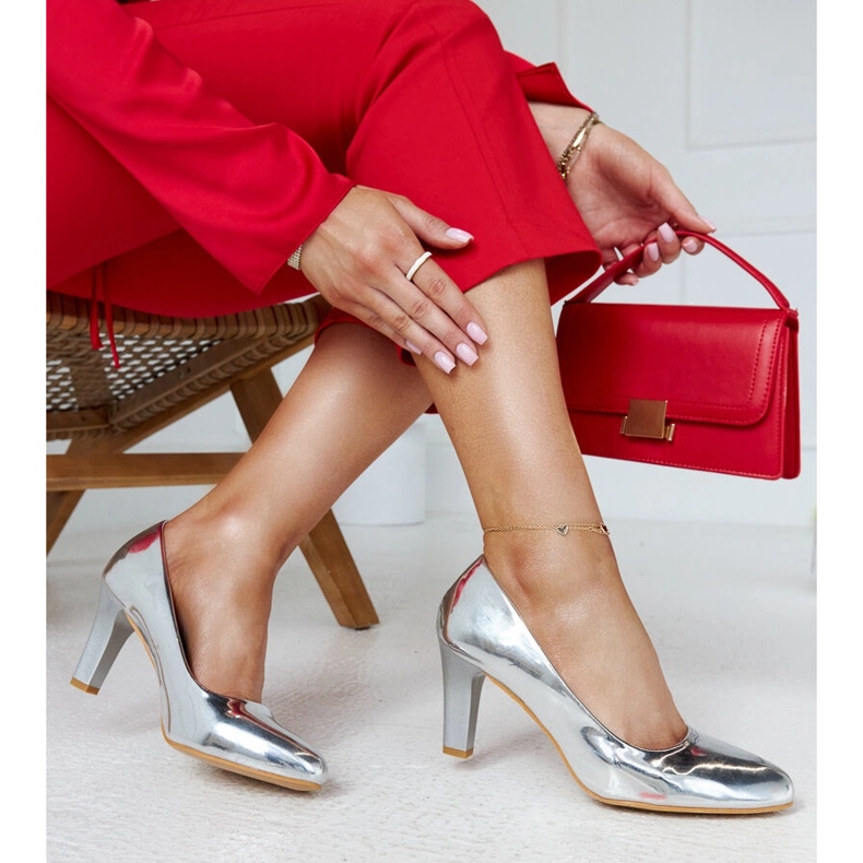 Sapatos prateados de salto alto com palmilha de couro Vélizy prata 2