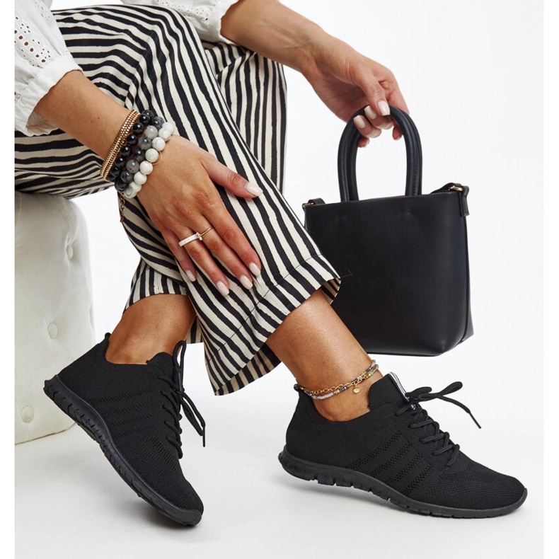 Tênis esportivos pretos Shukornia 1