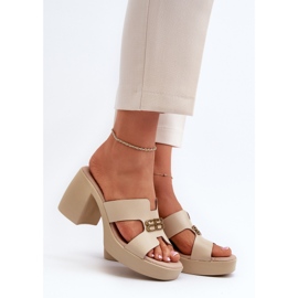 Zazoo 40419 chinelos femininos de couro com recortes e decoração, bege 2