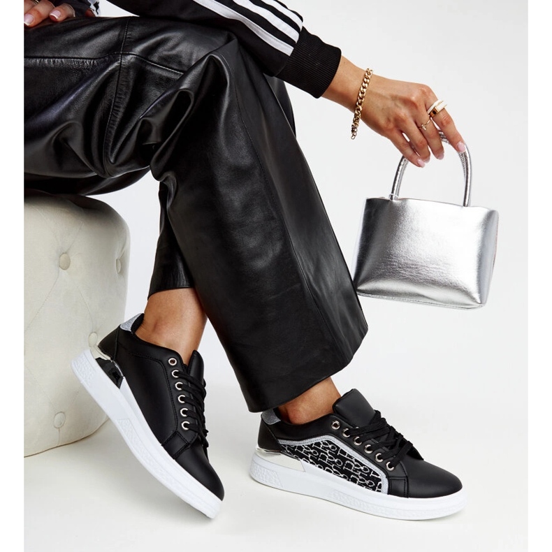 Tênis plataforma preto com glitter Fekete 1