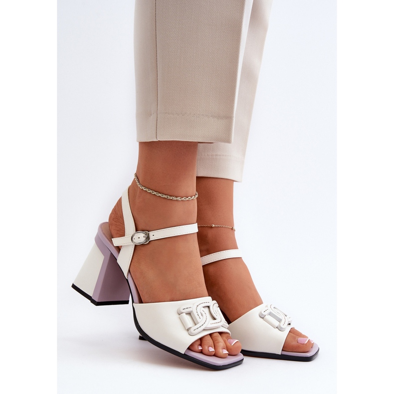 S.Barski Sandálias elegantes de salto alto com decoração, brancas D&amp;A MR38-156 branco 2