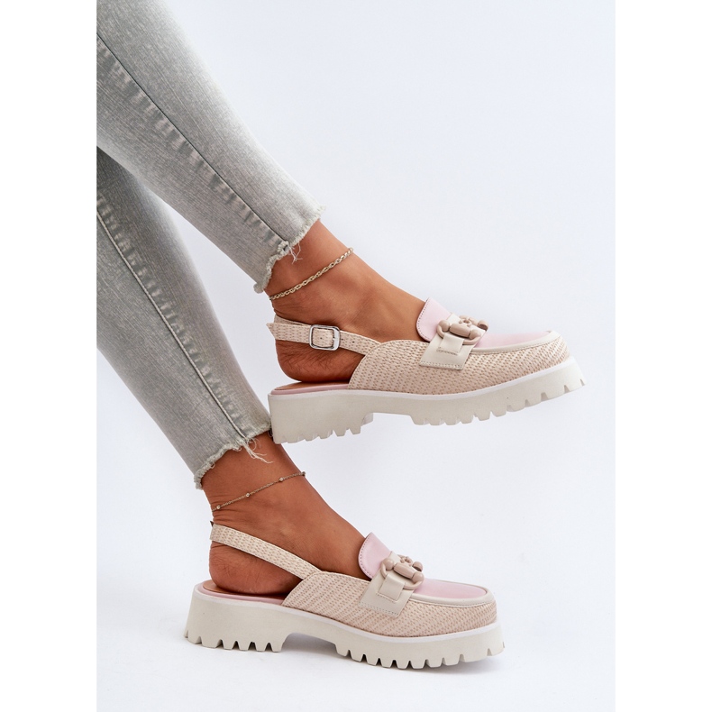 S.Barski Sandálias femininas de salto plano com decoração bege D&A MR38-656 1 S.Barski Sandálias femininas de salto plano com decoração bege D&A MR38-656 1