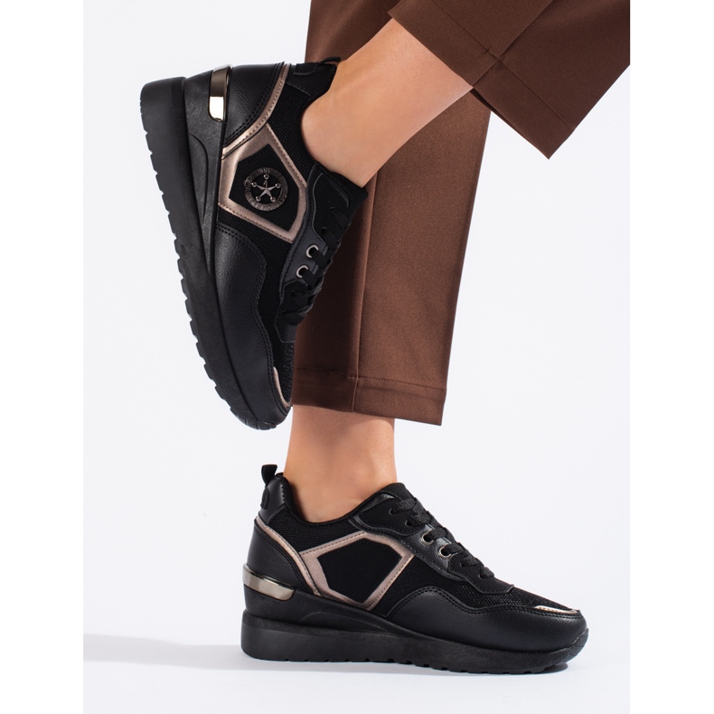 Sapatos esportivos pretos femininos 1