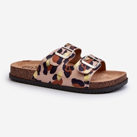 Chinelos femininos bege e marrom com fivelas Oliena 2