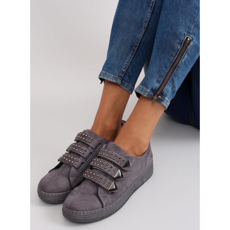 Tênis com tachas 16-582 Cinza 2