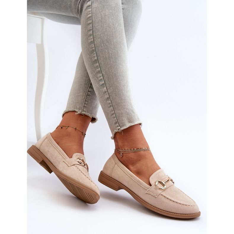 Mocassins femininos de salto plano com decoração aviole bege 1