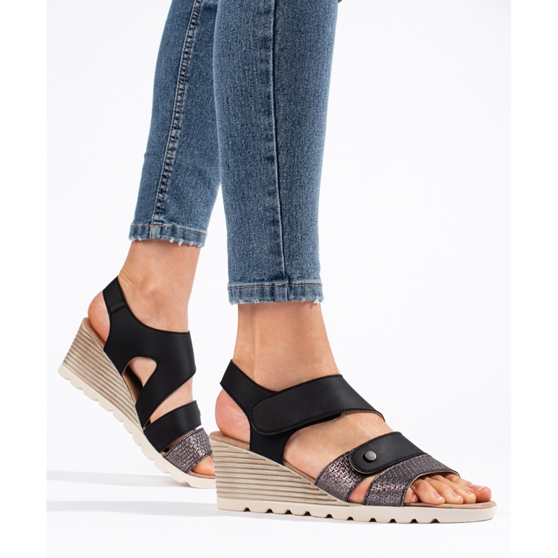 Sandálias femininas de cunha com velcro preto 1