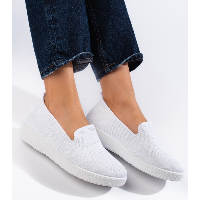 Tênis slip-on branco 2